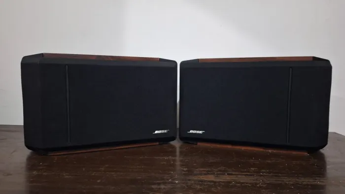 Caixas acústicas vintage Bose