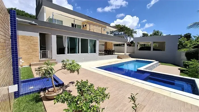 Casa 5 Quartos com 5 Suítes e 430m² - Jardim Petrópolis