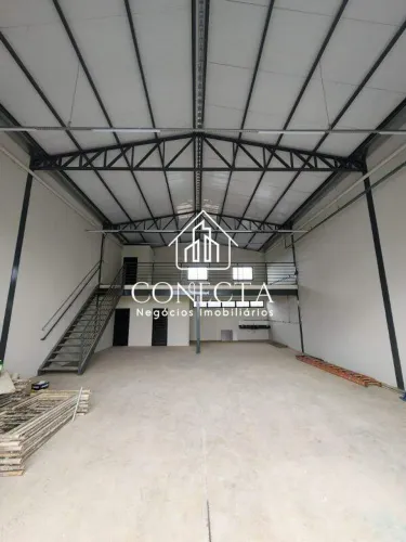 Galpão Comercial/Industrial à Venda no Bairro Grand Ville, Uberlândia/MG