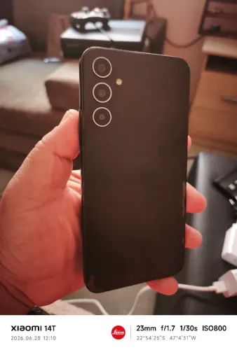 GALAXY A34 5G MEMÓRIA 128 GIGA 6 DE RAM BATERIA BOA DETALHE TELA TRINCADA NÃO INTERFERE 