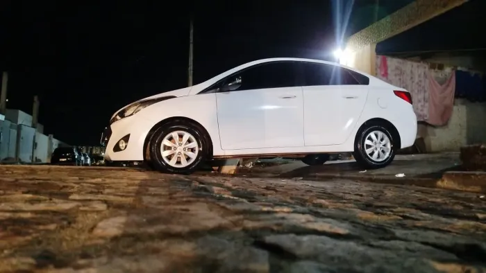 Hyundai HB20S C.plus/c.style1.0 Flex 12V Mec. 4P 2015