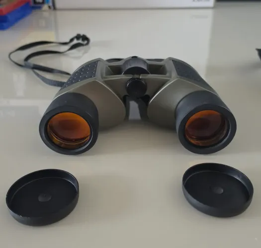 Binóculo 8x40 multi coated optics - 149M/1000M