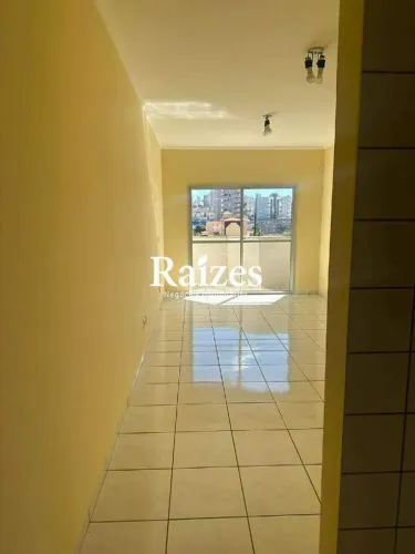 Apartamento com 2 quartos no terceiro andar
