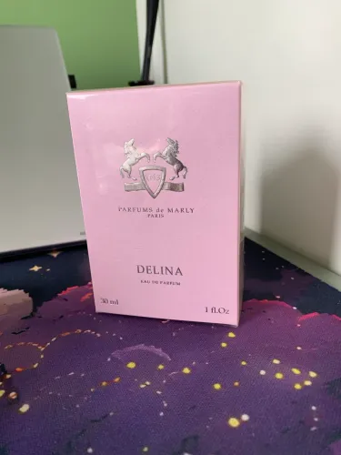 Perfume Delina - Parfums de Marly - original com selo de autenticidade, lacrado