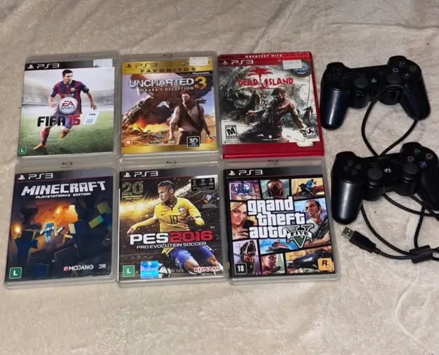 Vendo jogos de PS3 e dois controles de PS3