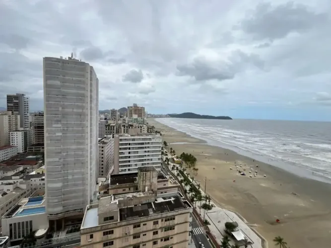 Apartamento vista mar para locação de 2 quartos em Aviação - Praia Grande - SP