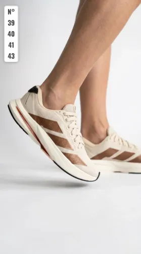 Tênis Adidas 