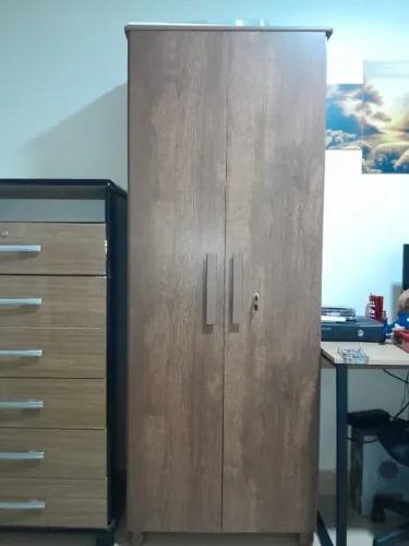 Armário multiuso por 300,00 seminovo cor tabaco *