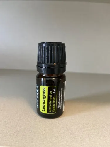 Do Terra LEMON GRASS 5 ml lacrado/original vencimentos 09/29