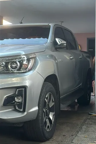 Toyota Hilux CD SRX 4X4 2.8 TDI 16V Diesel Aut. 2020