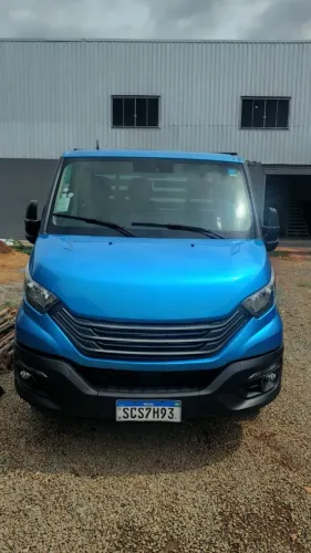 Iveco daily único dono abaixo da fipe
