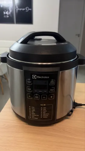 Panela pressão elétrica Eletrolux