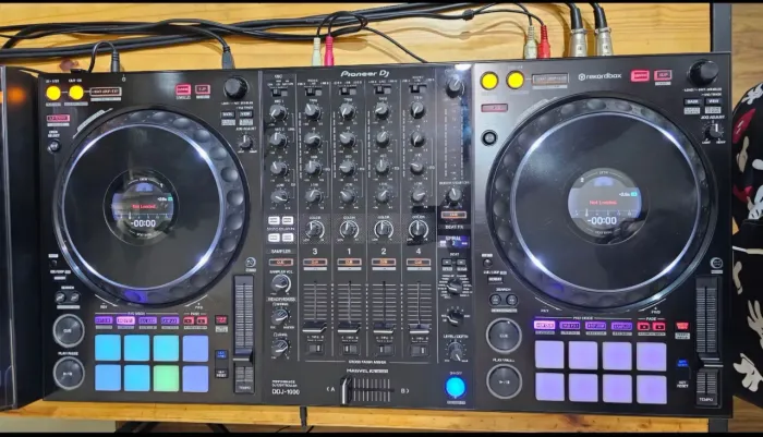 Ddj 1000 impecável com case