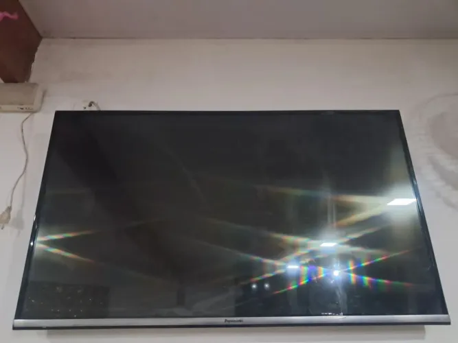 Tv 42 polegadas panasonic tela trincada para retirar peças