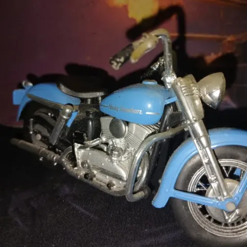 MINIATURA DA MOTO Harley?Davidson FL