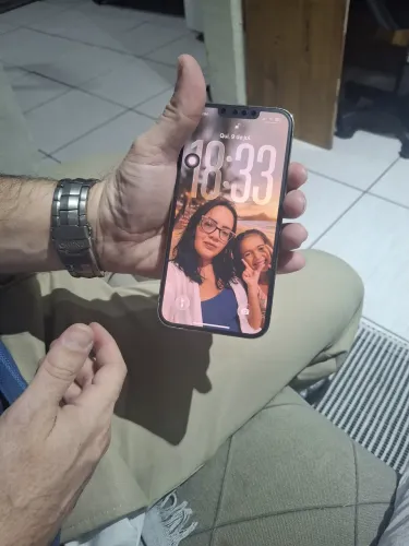 iPhone 13 Pro 128 gigas , pequenas marcas de uso .