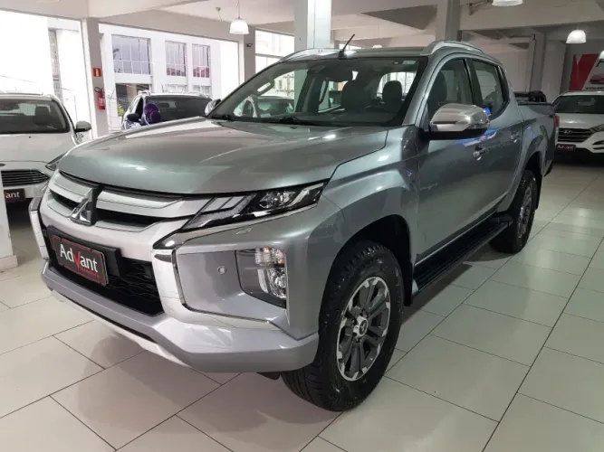 Mitsubishi TRITON HPE-S 2.4 CD 4X4 TB Diesel Aut. 2022