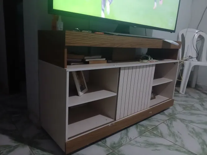 VENDO RACK DE TV NOVO NOVO