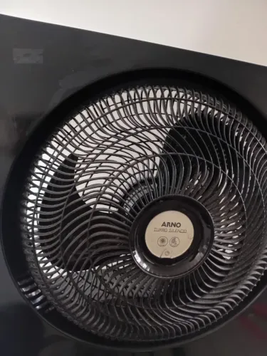 Ventilador de mesa Arno