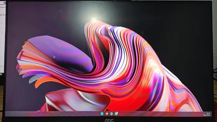 Monitor Gamer AOC 23,8" VA 165Hz 1ms 24G2S/BK Cor Preta e Vermelho