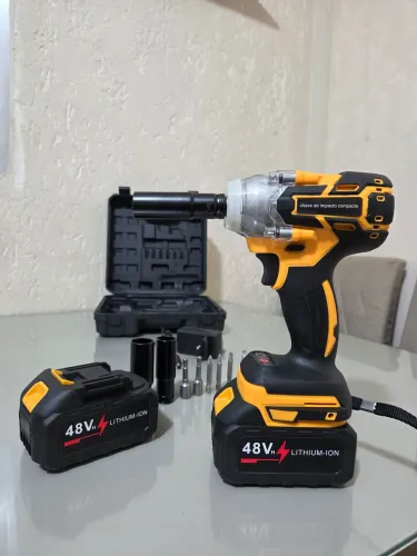 Parafusadeira de Impacto 48V com 2 Baterias e Maleta