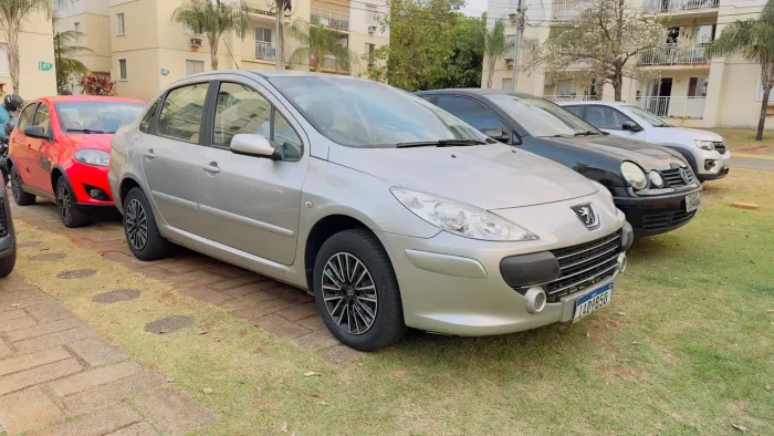 Peugeot 307 Sed. Presence 1.6 Flex 16V 4P 2007