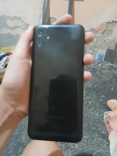 Vende-se Samsung A04e em perfeito estado