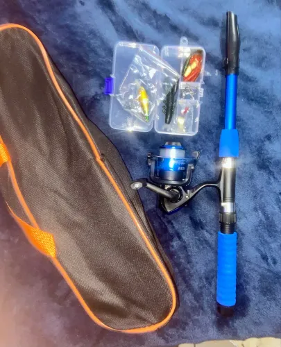 Kit de vara de pesca completa com iscas e anzóis - Ofertas