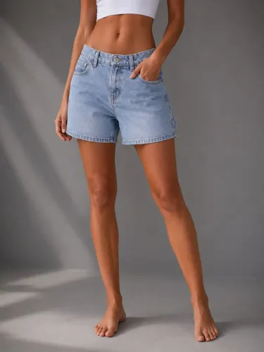 O short jeans feminino
