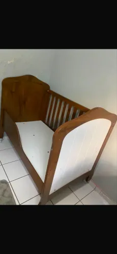 berço infantil semi novo