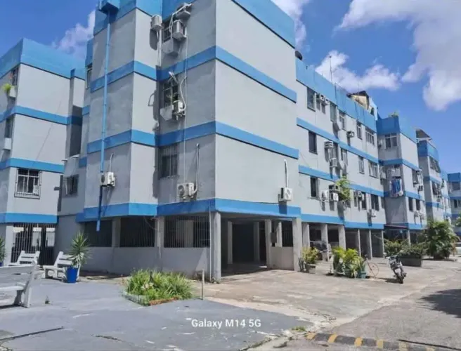 Alugo AP de 3/4 no residencial Columbia.
