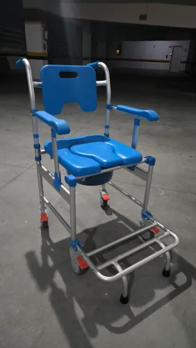 Cadeira de rodas para banho