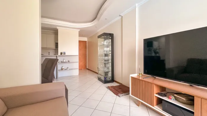 Apartamento 3 dormitórios na Rua Coronel Américo