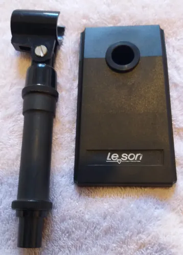 Pedestal de mesa para microfone , tubo pequeno preto, fixo, marca Lê-son, altura 13 