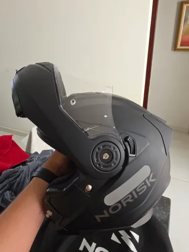 Capacete Para Moto Escamoteável Norisk Ff345 Route Matt Black Monocolor Tamanho M