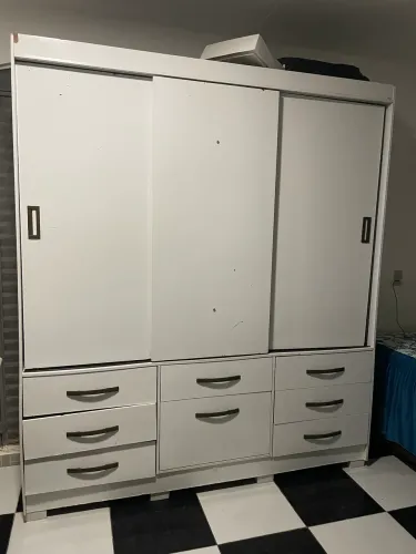 Guarda Roupa