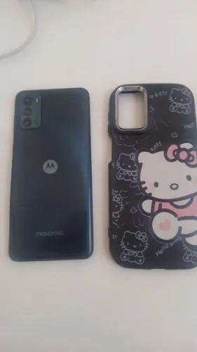 Celular usado - Motorola - 128 Gb - vem com capinha 