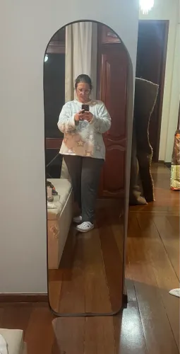 Espelho Moldura em Couro 