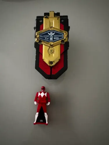 ELÉTRICA E MOVIMENTO NÃO FUNCIONAM: Morfador Power Ranger Super Megaforce + 1 Ranger Key