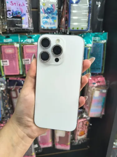 Vendo ou troco (dependendo do modelo) iphone 16 pro branco 128gb