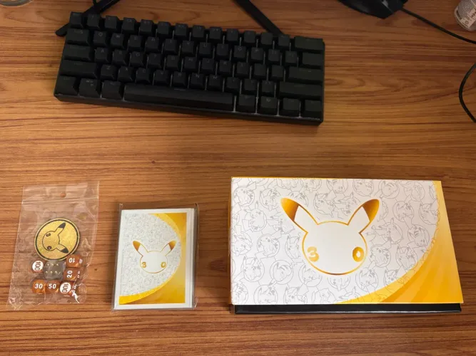 Kit ETB pokemon 30 anos