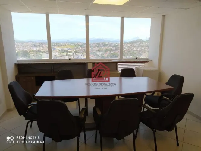 Sala Comercial em Imbetiba, Macaé: 29m² à Venda ou Locação