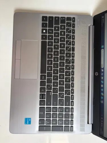 Notebook HP 250 G8 i3 11ª Geração | 8GB RAM | SSD 256GB | Rápido e Conservado