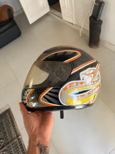 Capacete Helt