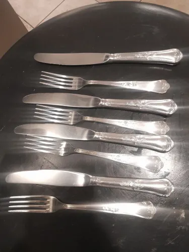 Conjunto de 4 facas de mesa 4 garfos de mesa hercules 