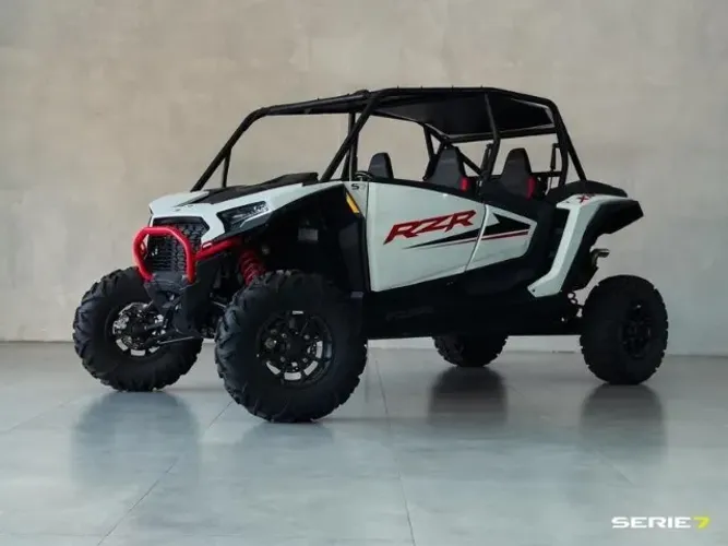 POLARIS RZR XP 2025
