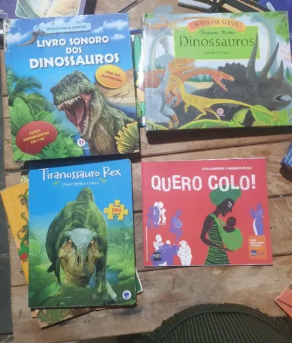 Livro Sons da Selva  Livro Sonoro dos Dinossauros. 