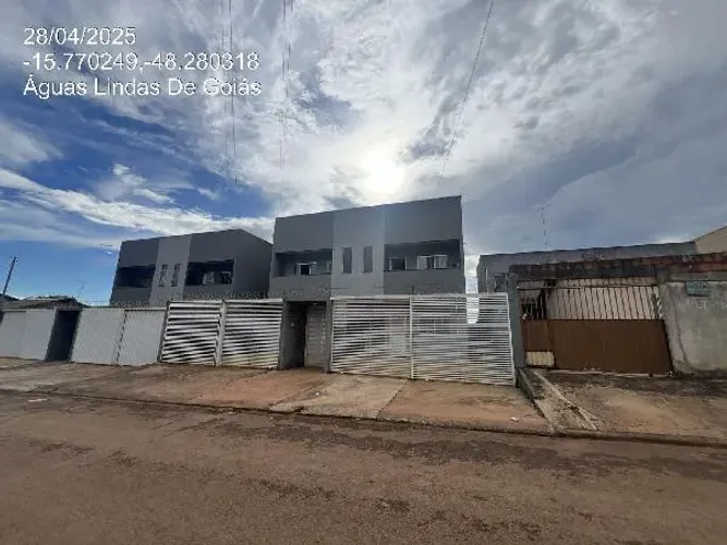 Imóvel com ótimo padrão Apartamento no Mansoes Camargo, Aguas Lindas de Goias - GO, Apto