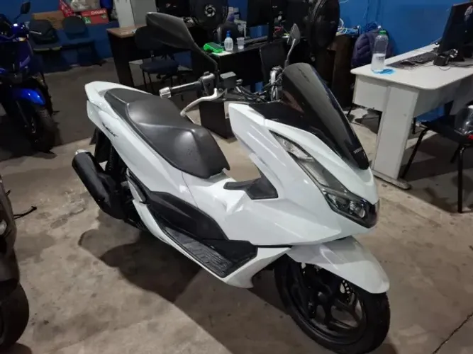 Honda PCX 160cc 2025