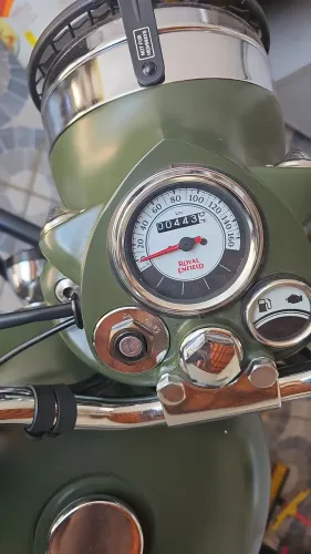 Royal Enfield - Classic 500